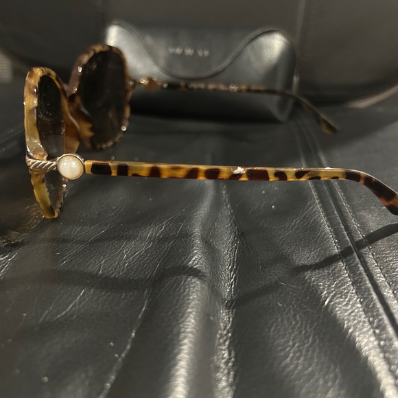 Boots Tortoise Shell Sunglasses main image 10
